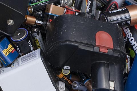 [瓮安江界河收废弃锂电池]电动车电池回收厂-收废旧UPS蓄电池